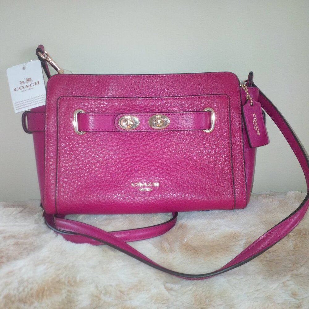 $520 NWT Coach Swagger Blake & Scarf AUTHENTIC COACH COLLECTION! $6.99 Shipping!
